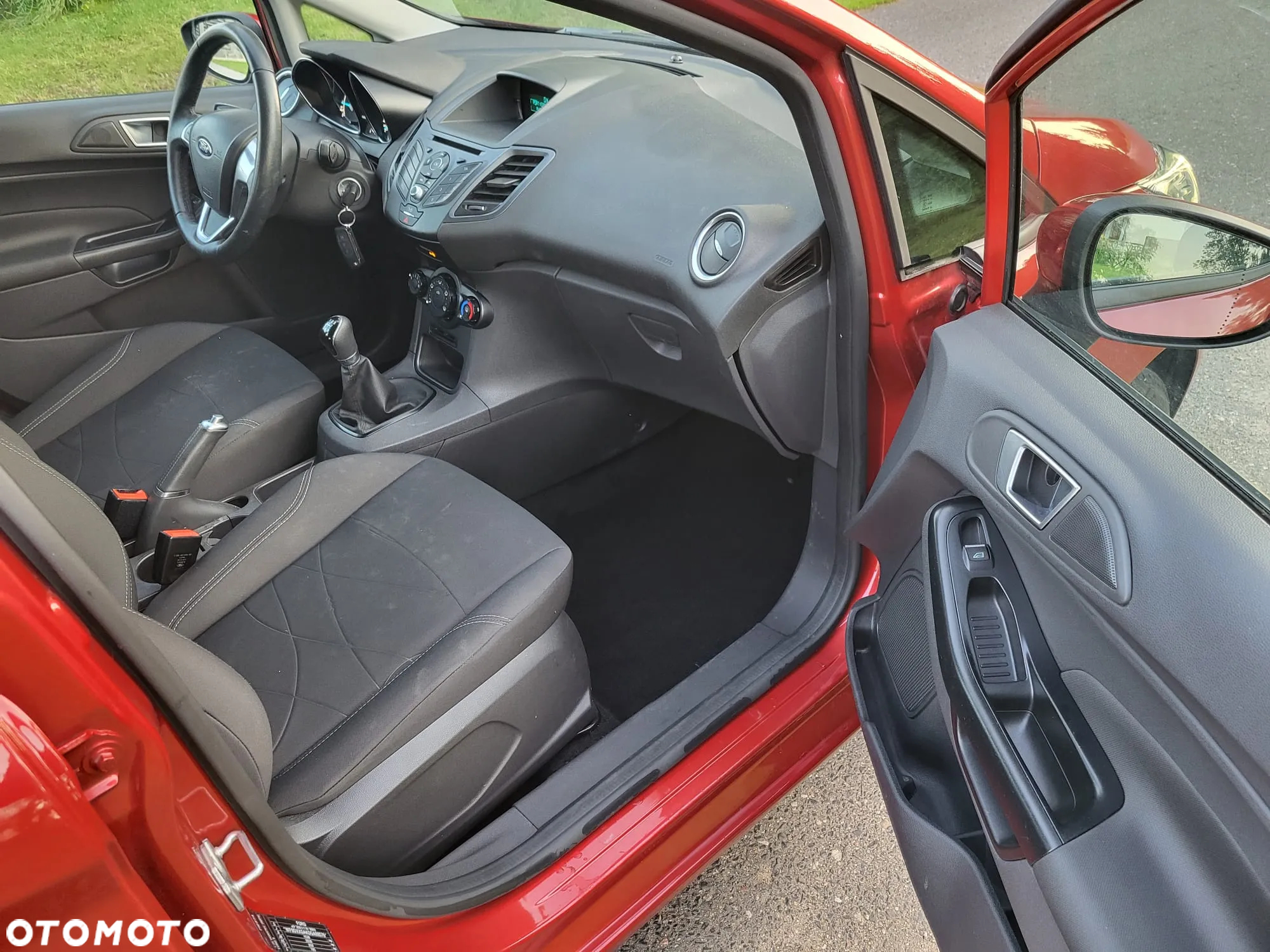 Ford Fiesta - 16