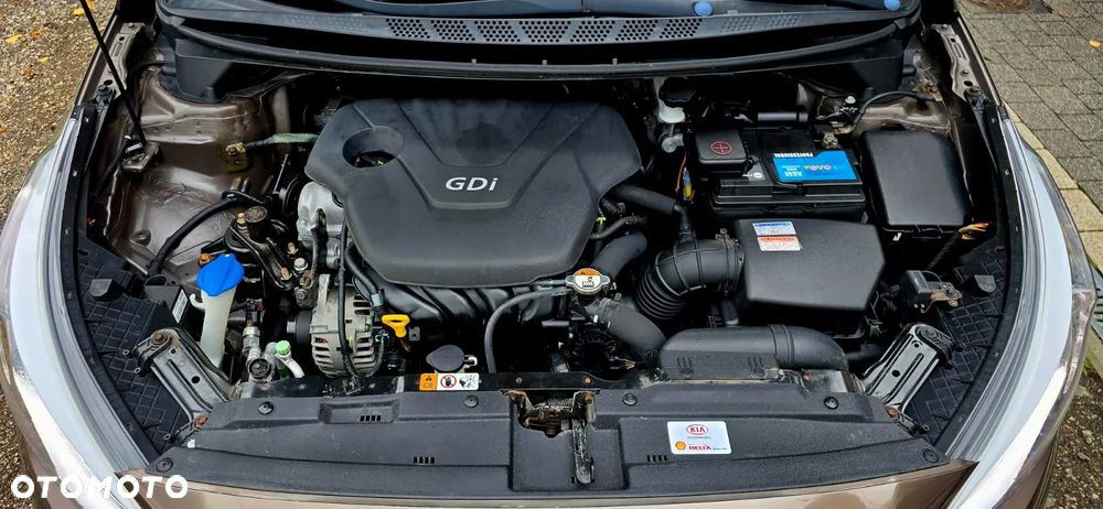 Kia Ceed 1.6 GDI ISG SW Dream Team Edition - 21