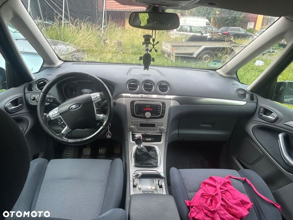 Ford Galaxy - 5