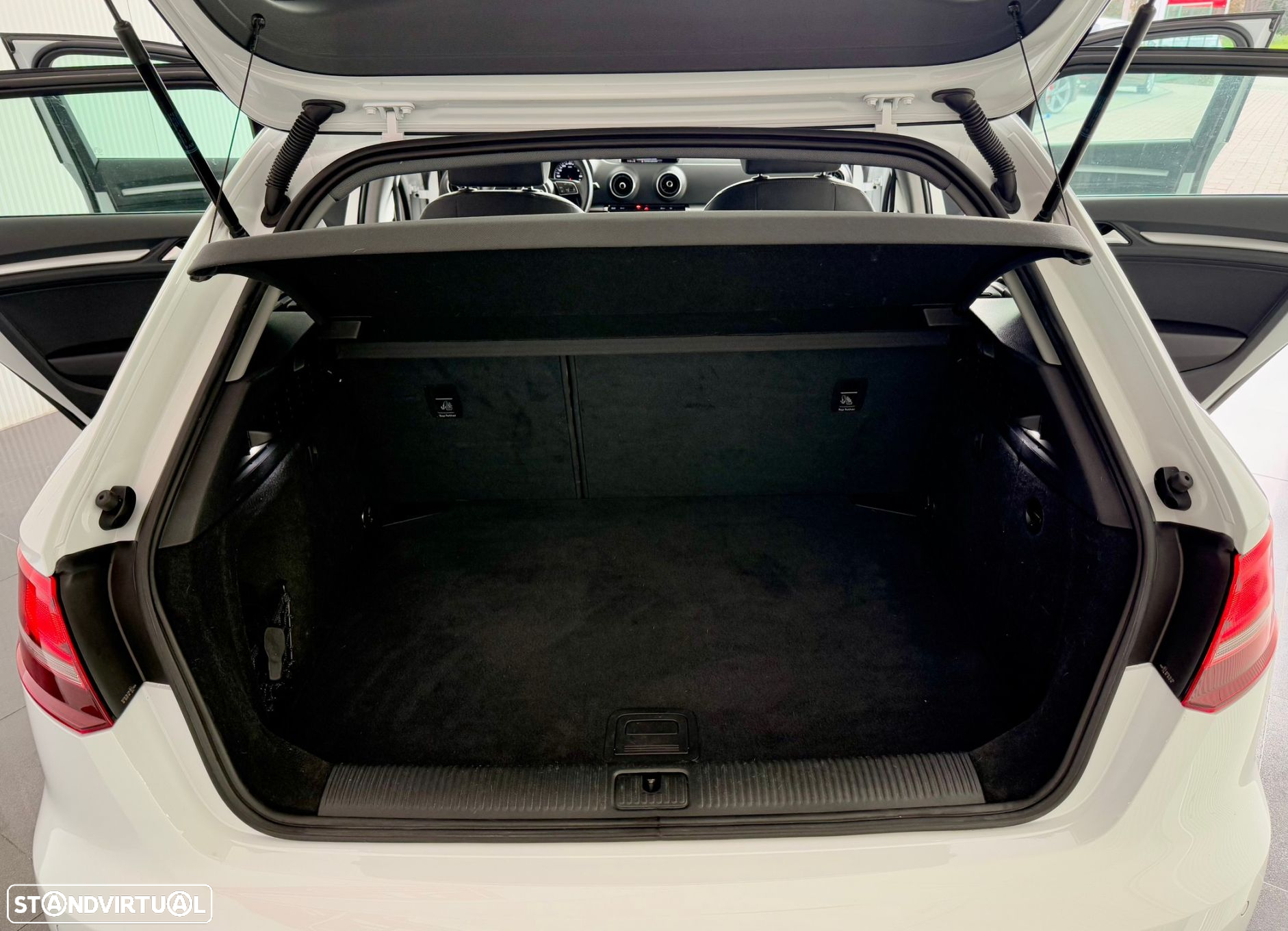 Audi A3 Sportback 35 TDI S tronic - 30