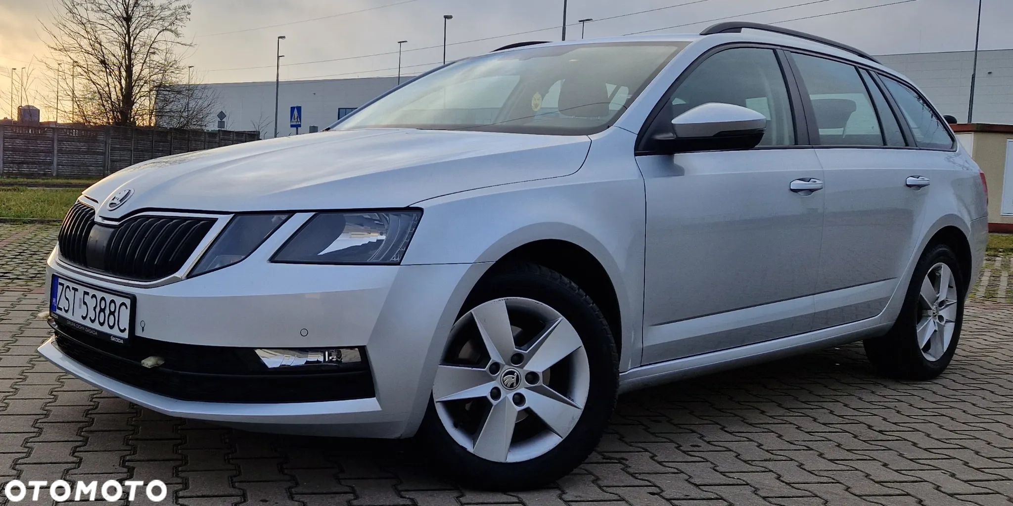 Skoda Octavia 1.6 TDI Ambition - 1