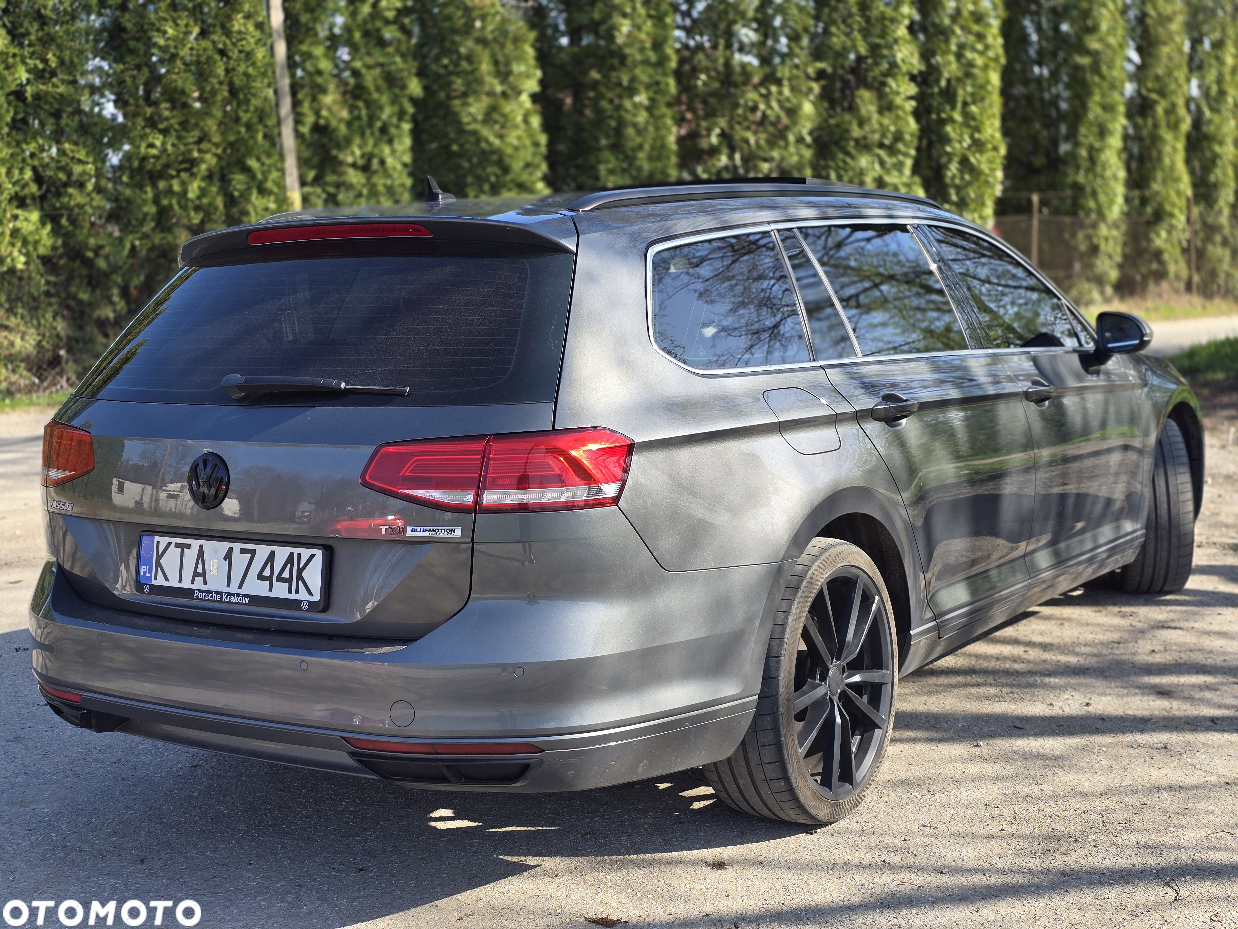 Volkswagen Passat 1.6 TDI BMT Comfortline - 25