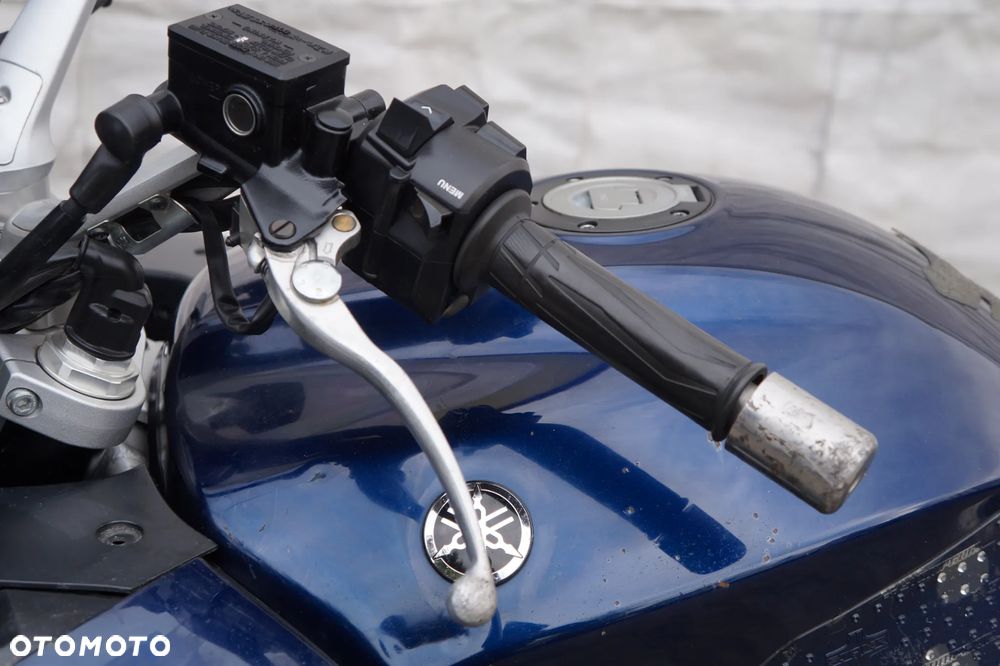 Yamaha FJR - 13