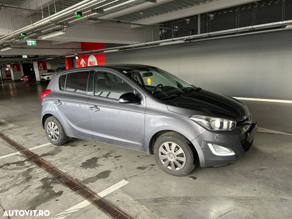 Hyundai i20 1.25 M/T ISG Comfort - 10