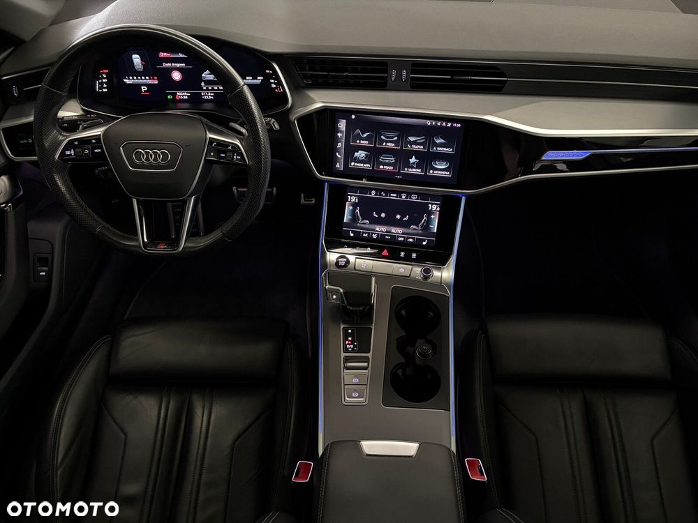 Audi A6 Avant - 16