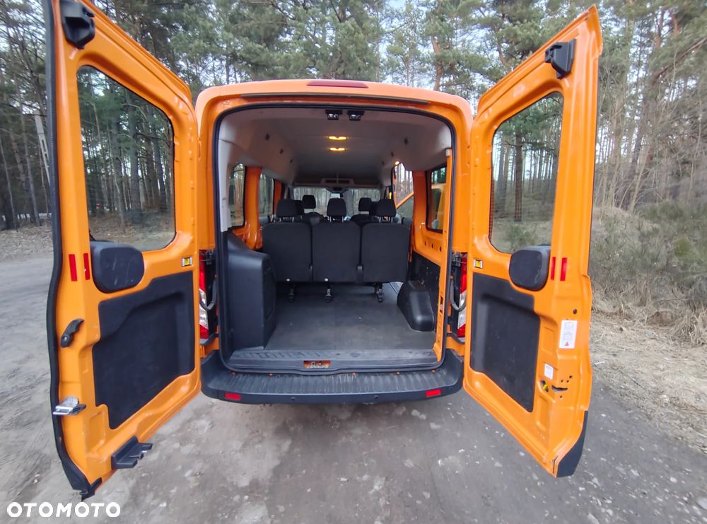 Ford Transit - 18