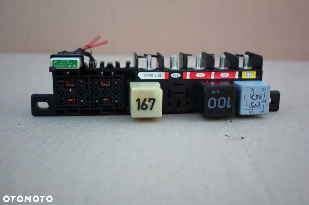 Skrzynka bezpieczników BSI VW AUDI SEAT SKODA 8L0941822 - 1