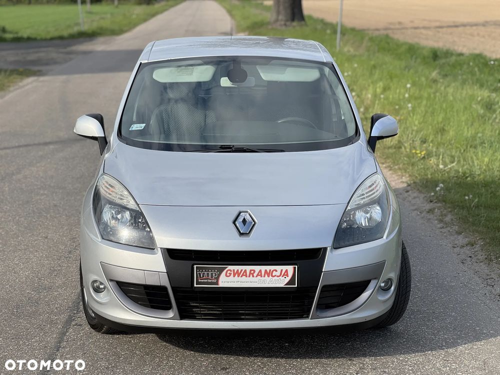 Renault Scenic 1.5dCi TomTom Edition - 9