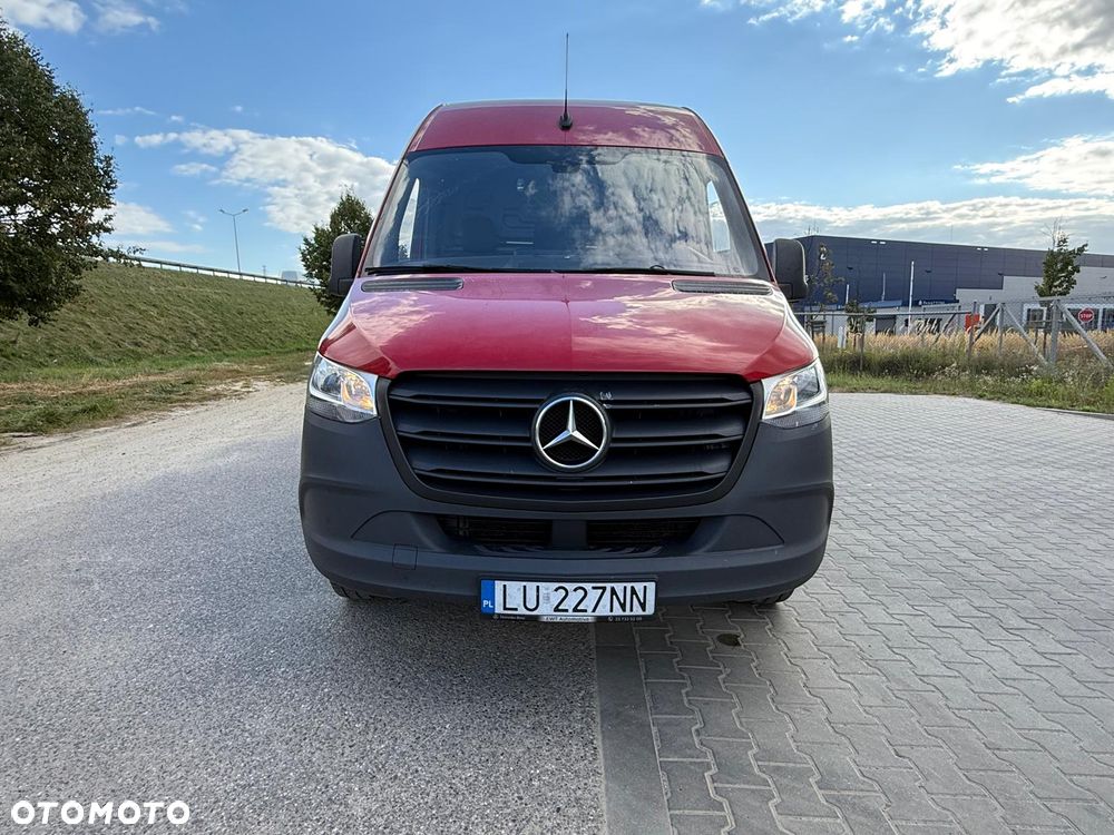 Mercedes-Benz Sprinter - 1