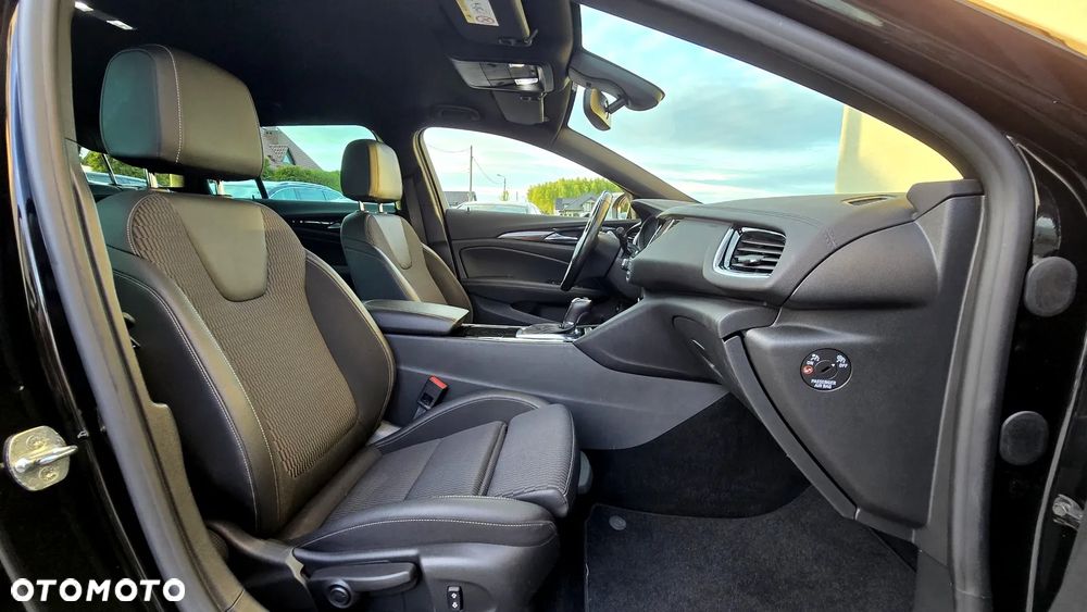Opel Insignia 2.0 CDTI Business Elegance S&S - 26