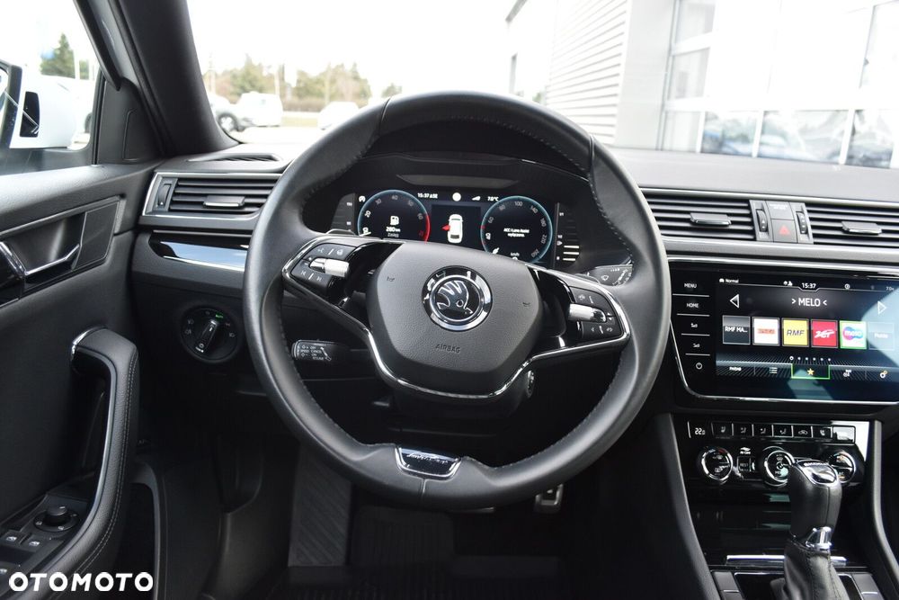 Skoda Superb 2.0 TSI L&K DSG - 11