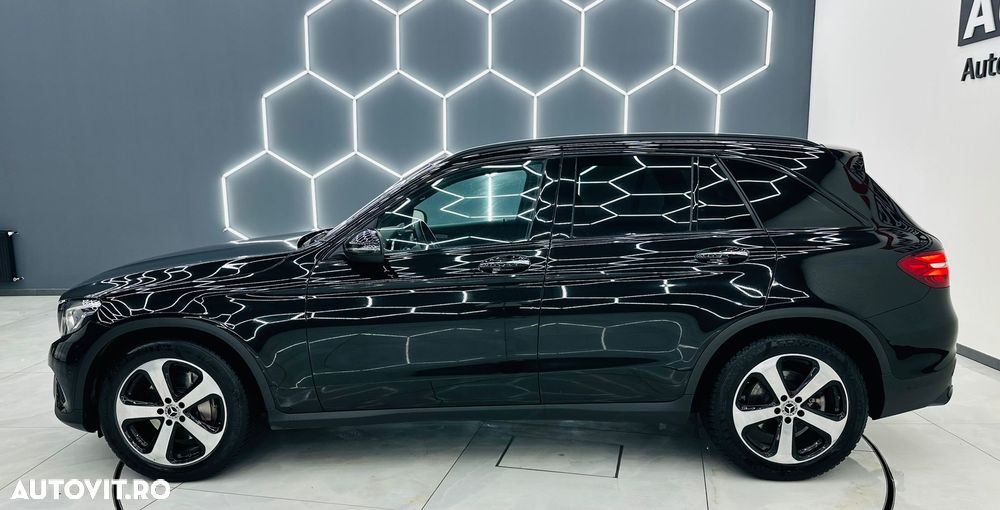 Mercedes-Benz GLC - 34