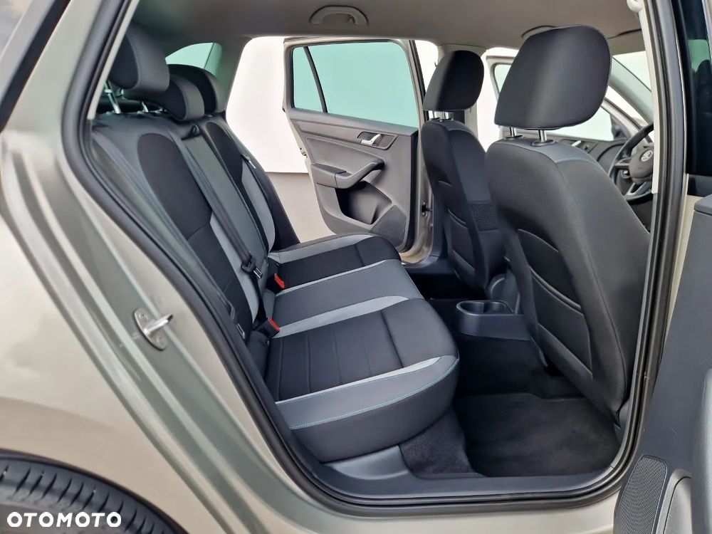 Skoda RAPID Spb 1.6 TDI DPF Joy - 25