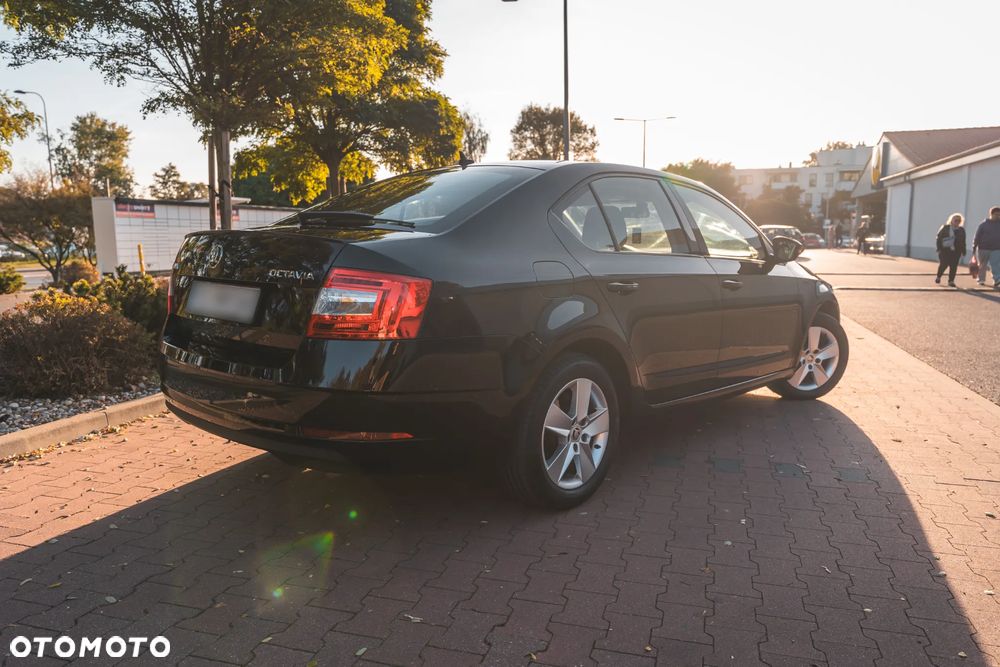 Skoda Octavia 1.5 TSI ACT Ambition - 4