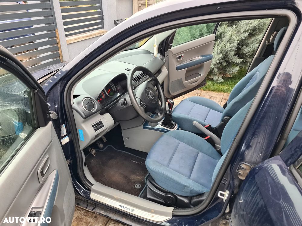 Mazda 2 1.25 Base - 12