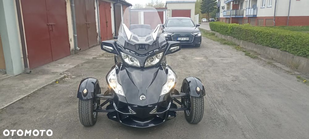 Can-Am Spyder - 1