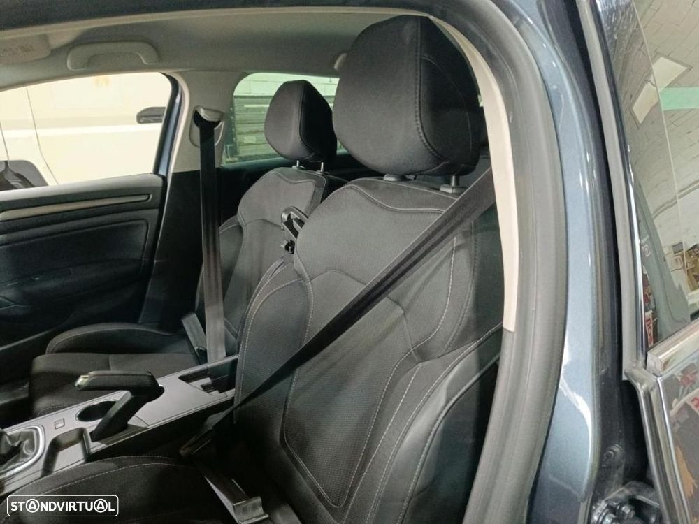 Renault Mégane Sport Tourer 1.5 Blue dCi Zen - 3