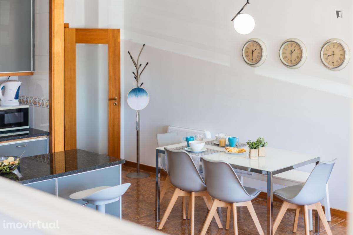 Apartamento com 2 quartos - localizado em Porto - Grande imagem: 5/29