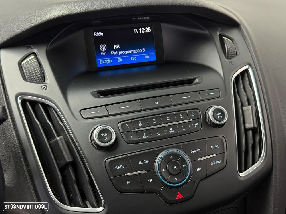 Ford Focus SW 1.0 EcoBoost S&S Trend - 17