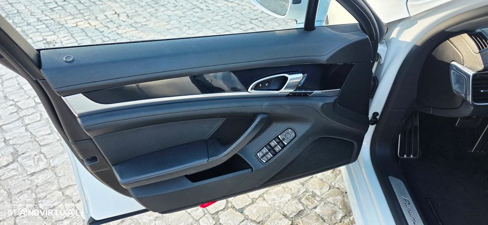 Porsche Panamera S E-Hybrid - 14