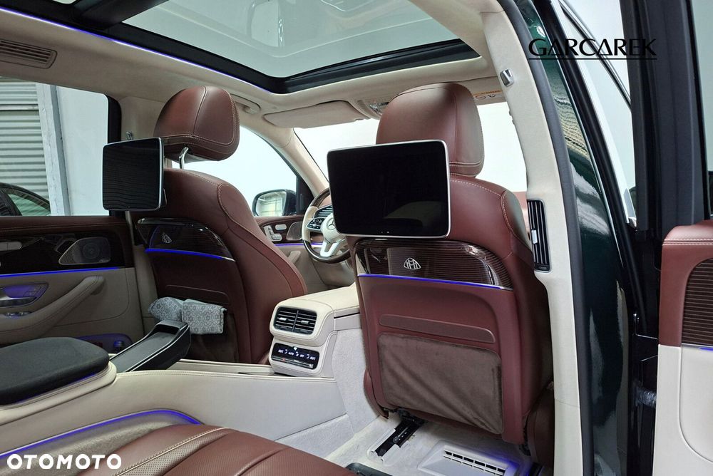 Mercedes-Benz GLS - 24