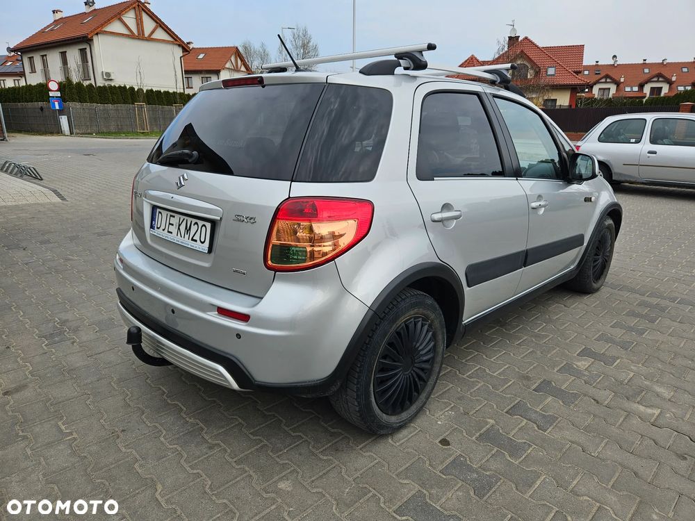 Suzuki SX4 - 9