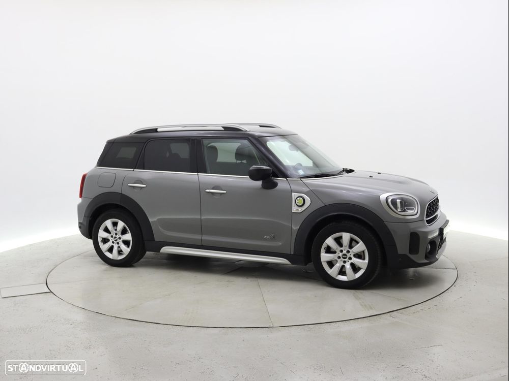 MINI Countryman Cooper SE ALL4 Auto - 9