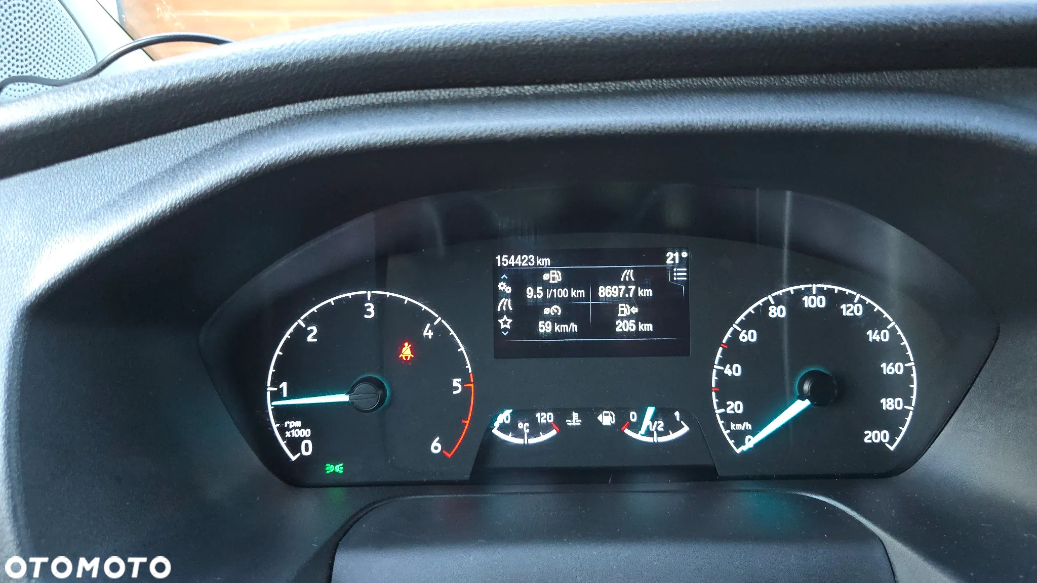 Ford Transit Custom MCA 2.0 New EcoBlue 170 KM M6 Trend Van 300 L2 - 11