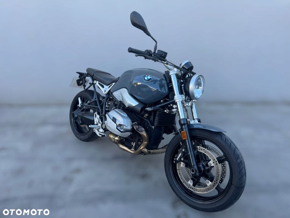 BMW R