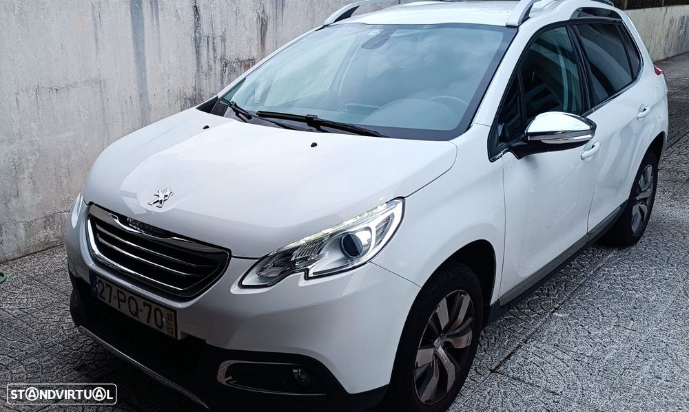Peugeot 2008 1.2 VTi Allure - 4