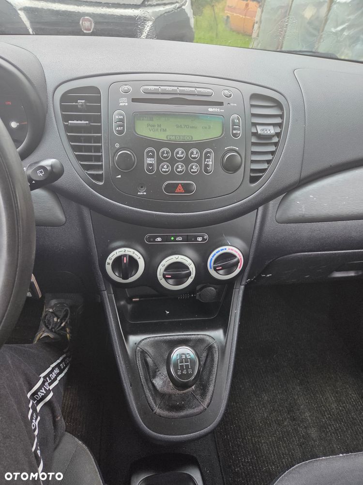 Hyundai i10 1.1 Base - 3