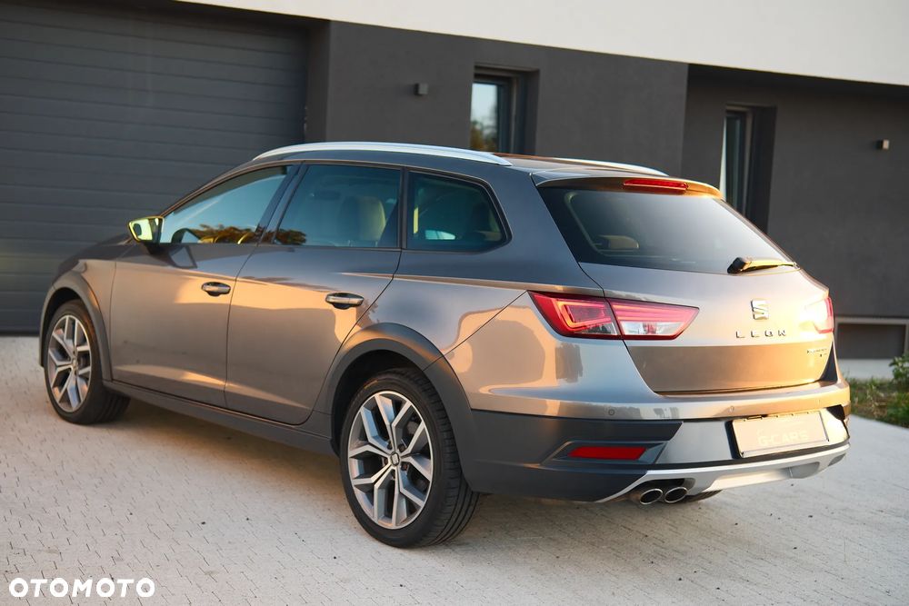 Seat Leon 2.0 TDI DPF Start&Stop DSG XCELLENCE - 12