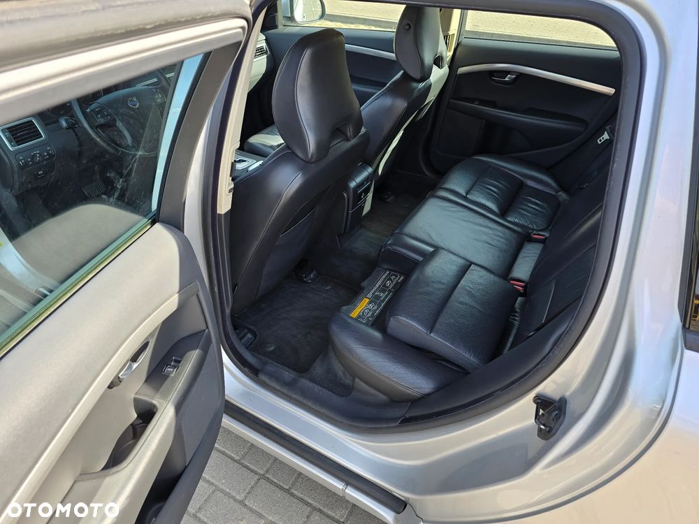 Volvo V70 - 11