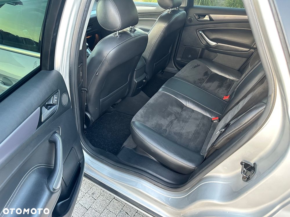 Ford Mondeo 2.0 TDCi Titanium S - 8