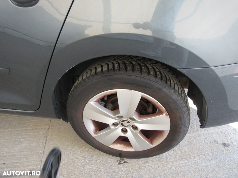 Skoda RAPID 1.0 TSI Ambition - 7