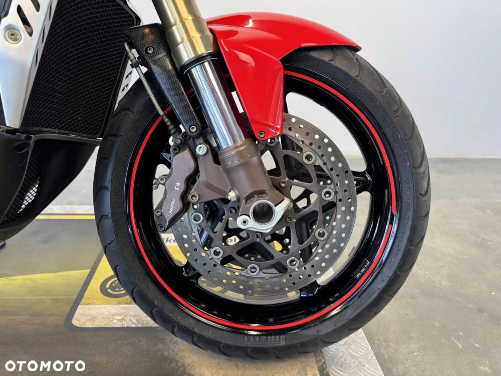 MV AGUSTA Brutale - 8