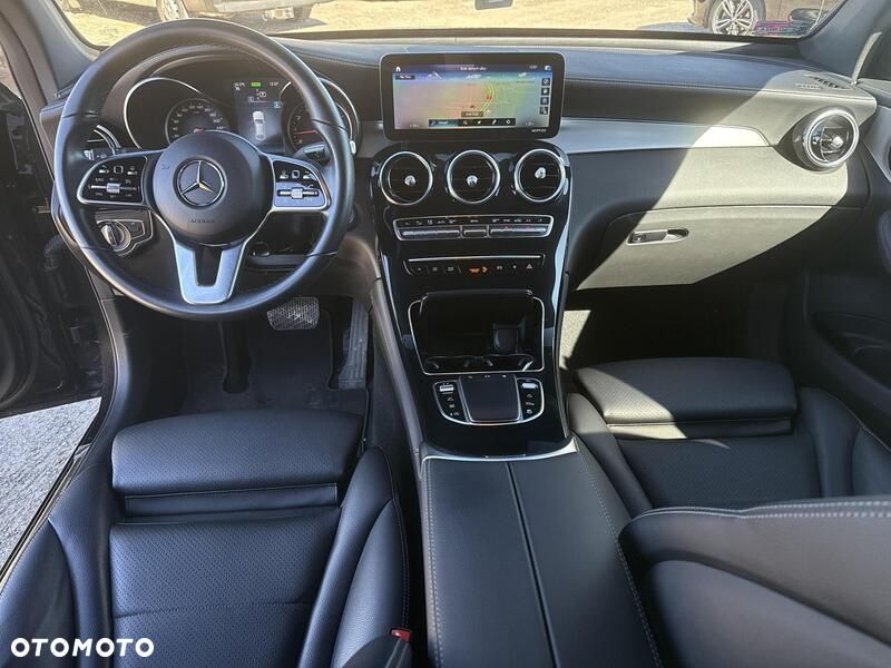 Mercedes-Benz GLC - 23