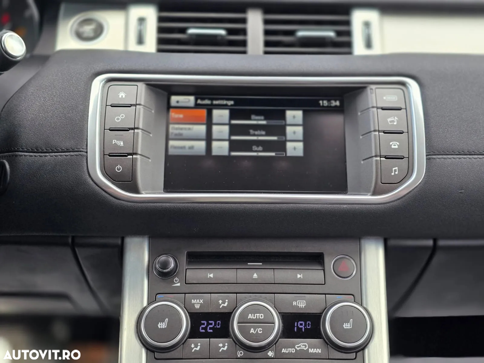 Land Rover Range Rover Evoque - 22