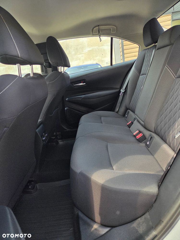 Toyota Corolla 1.5 Comfort - 17