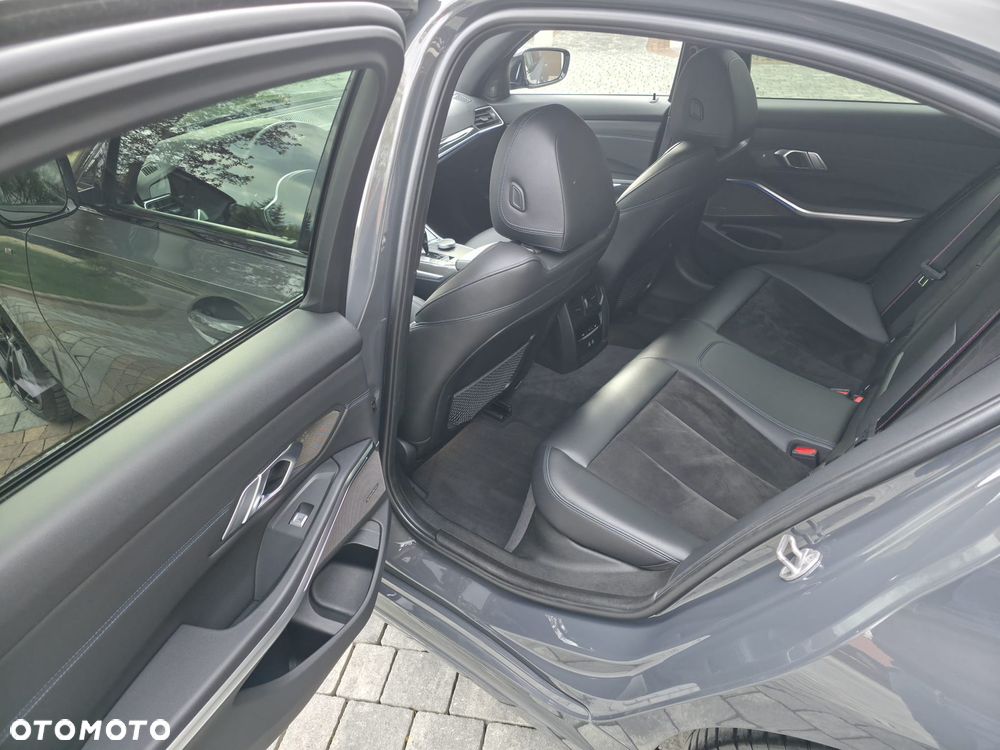 BMW Seria 3 - 24