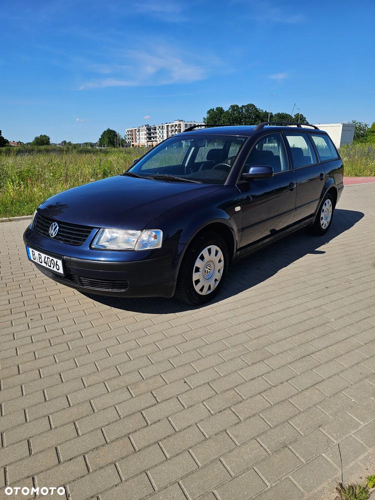 Volkswagen Passat - 2