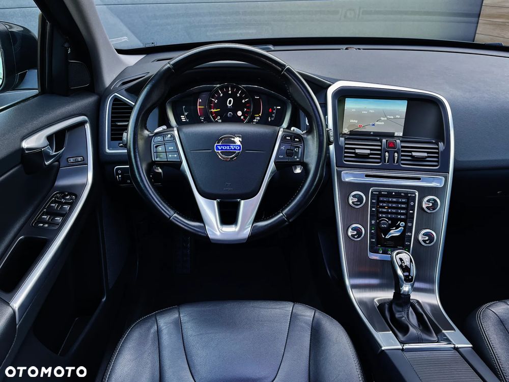 Volvo XC 60 T5 Geartronic Summum - 22