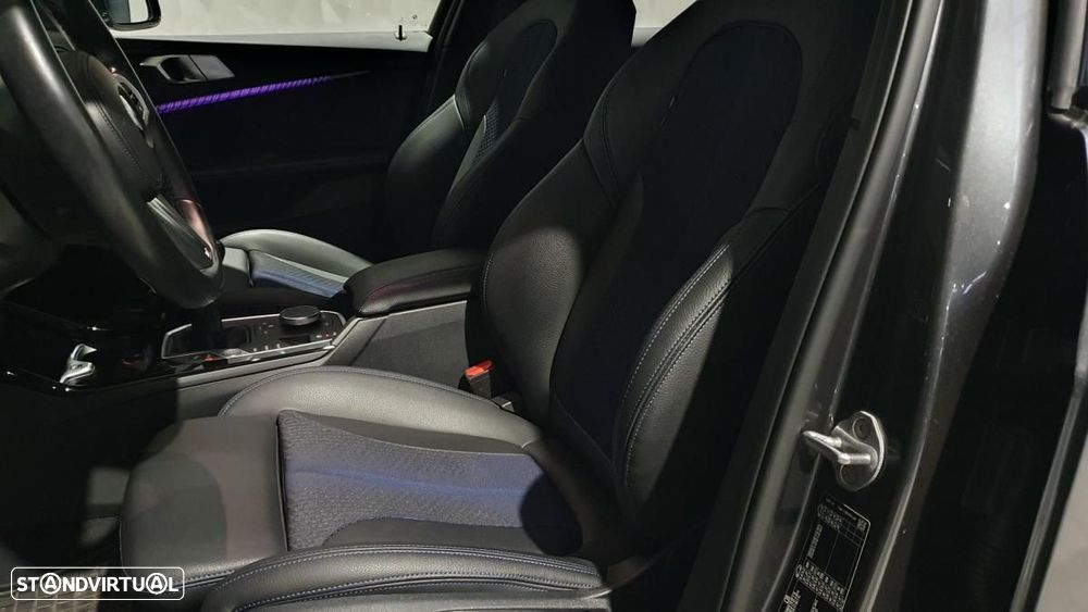 BMW 116 d Pack M - 19