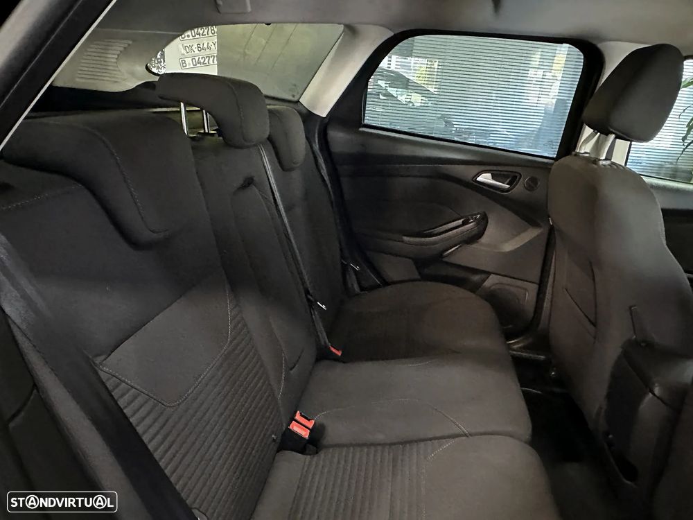 Ford Focus SW 1.5 TDCi Titanium - 18