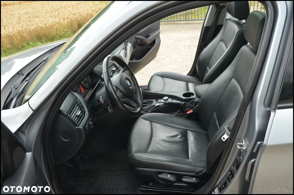 BMW X1 xDrive20d - 27