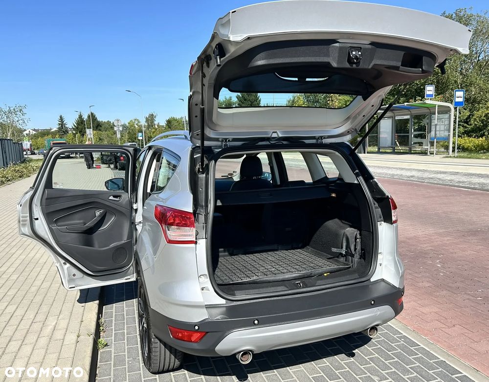 Ford Kuga 2.0 TDCi 4x4 Titanium - 11