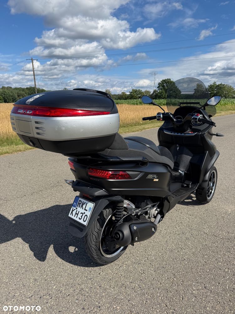 Piaggio MP-3 - 3