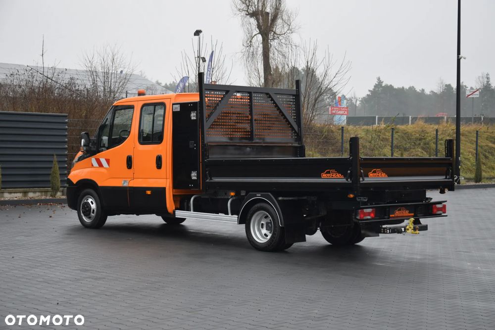 Iveco DAILY 35C16 / 2.3 - 160 KM / BRYGADÓWKA / 6 OSOBOWY / DOSTAWCZE / SKRZYNIA / KLIMA / NAWIGACJA / KAMERA COFANIA / TEMPOMAT / SERWISOWANY / SPROWADZONY - 7