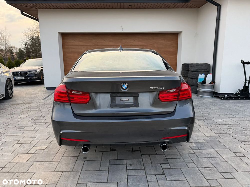 BMW Seria 3 335i - 8