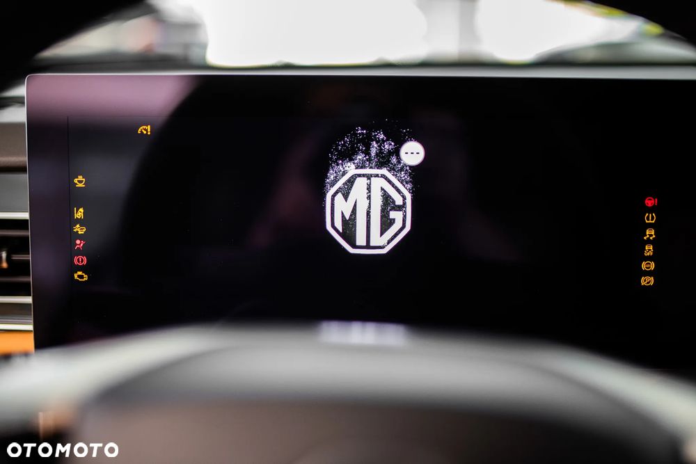 MG HS 1.5 T-GDI Exclusive DCT - 12